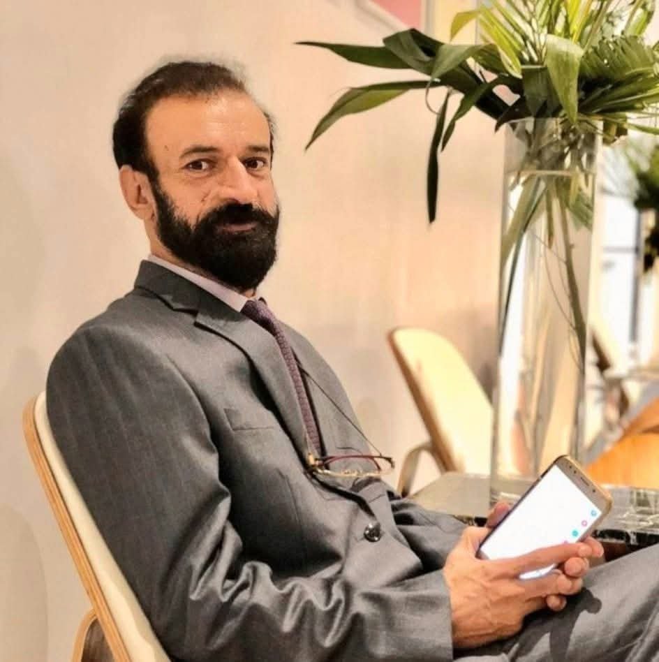 Picture of Mr. Farhat Abbas Shah